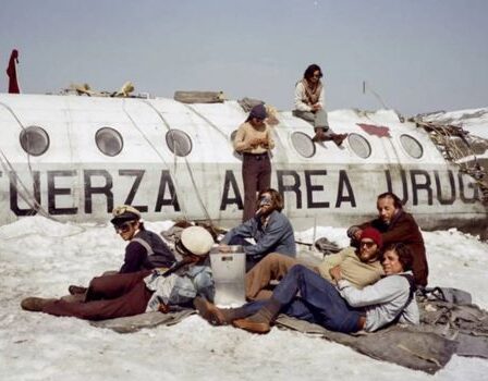 Sociedad de la Nieve: Límites del Aislamiento y la Supervivencia